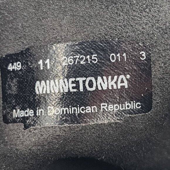 MINNETONKA NWOB Two Button Suede Western Moccasin Booties Black - Picture 5 of 6